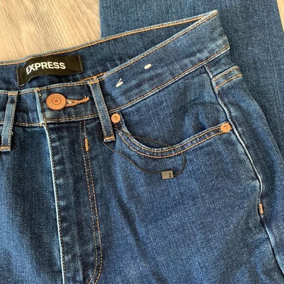 NWOT Express cropped jeans size 6 - Picture 3 of 4